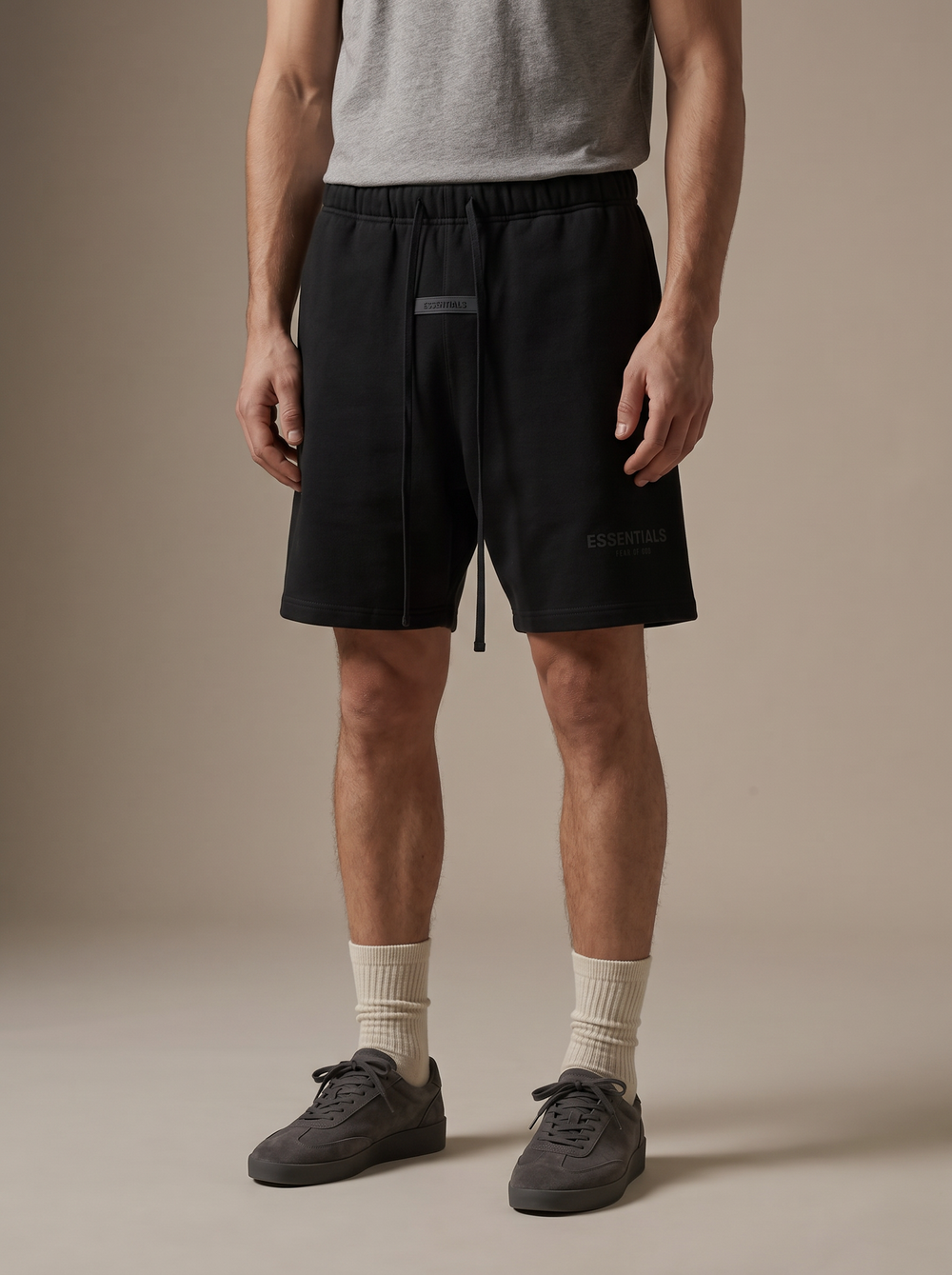 Essentials Sweatshort Stretch Limo — on model